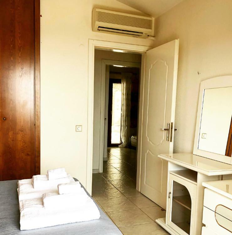 סיווירי Bright & Spacious Seaview Villa מראה חיצוני תמונה